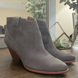 NWOT Gray Frye Reina Ankle Booties